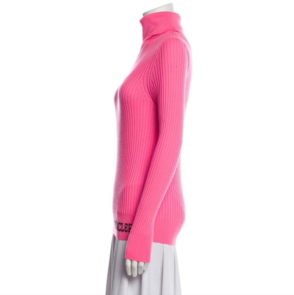 Moncler Logo Turtleneck Sweater Moncler Turtleneck Pink Moncler Ski Base Layer View 2